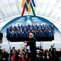 Gewandhauskapellmeister Kurt Masur bei der Eröffnung 1996