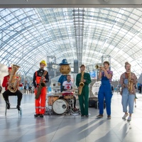 Zur Eröffnung der modell‐hobby‐spiel 2021 spielte Brass Band Hot Stuff. Zur Eröffnung der modell‐hobby‐spiel 2021 spielte Brass Band Hot Stuff.