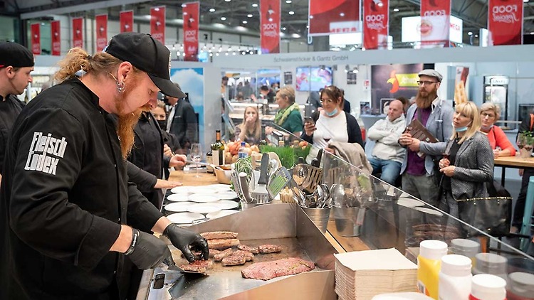 Showküche auf der FOODSpecial 2021 mit Lucki Maurer.