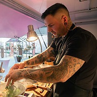 Profi-Koch Philipp Anders im Food Truck.