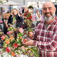 Reinhold Pause präsentiert die Floristik-Trends 2024
