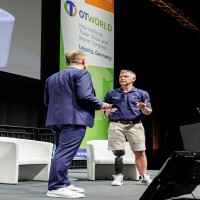 Abb. 3: John McFall, angehender Astronaut bei der ESA, erzählt von seiner Mission Possible.